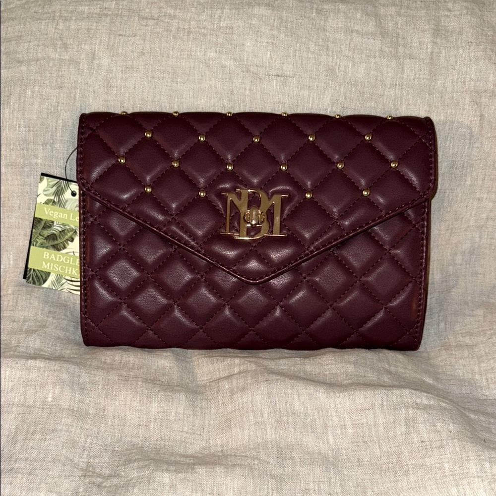 NWT Badgley Mischka Diamond Quilted Crossbody/Clutch in Plum